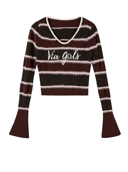 Slim Fit Border Logo Knit