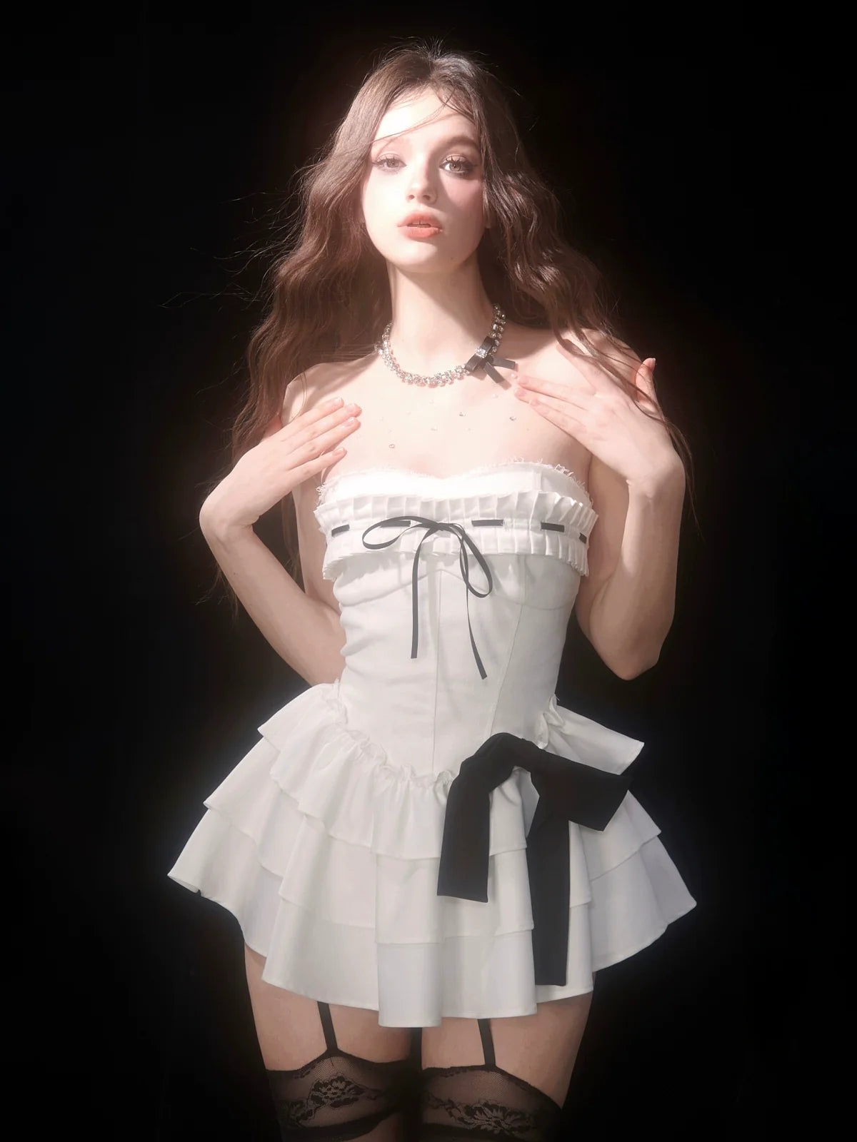 ハイブラックドレス ホワイトエンドフリルケーキリボンチューブ