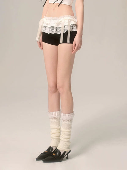 Spitzen-Shorts mit schwarzer Schleife und Nischen-Design