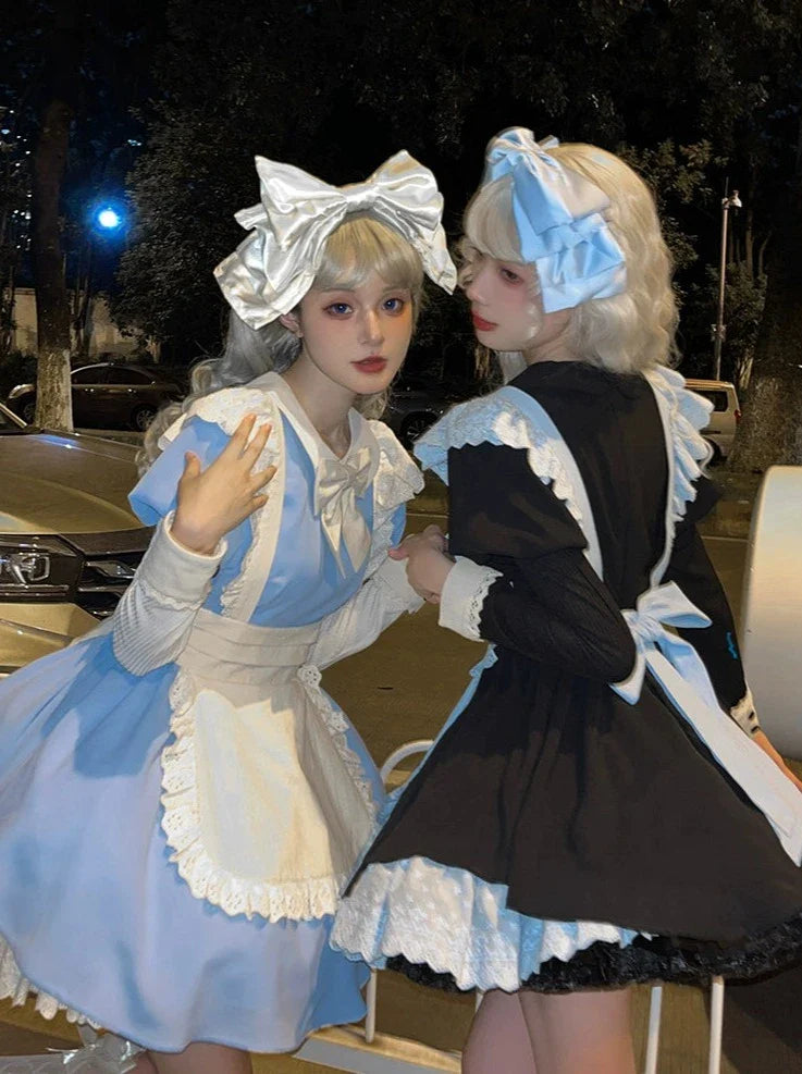 Dienstmädchenkleid Spitze Plissee