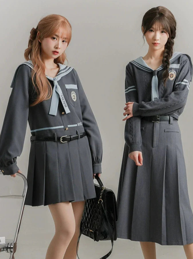 Robe à col gris style marin + tricot universitaire style marin