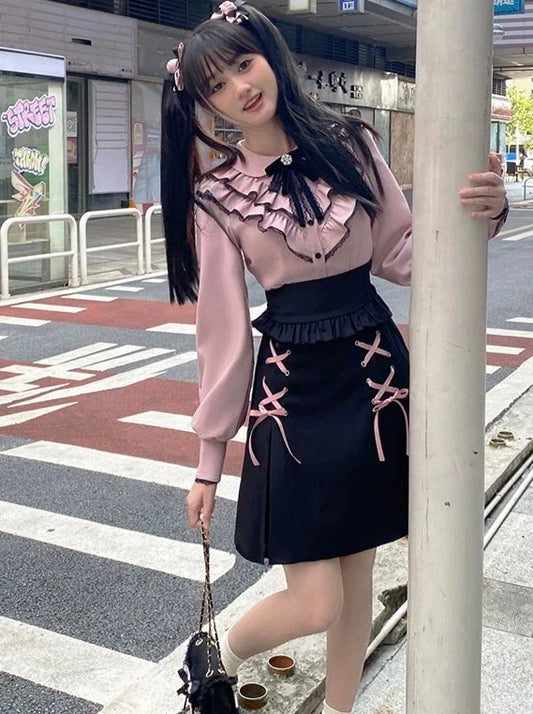 Rüschenrock Farbige Bluse + Schnürung Girly