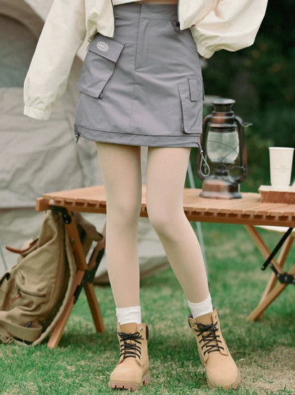 Arbeitskleidung im Camp-Stil