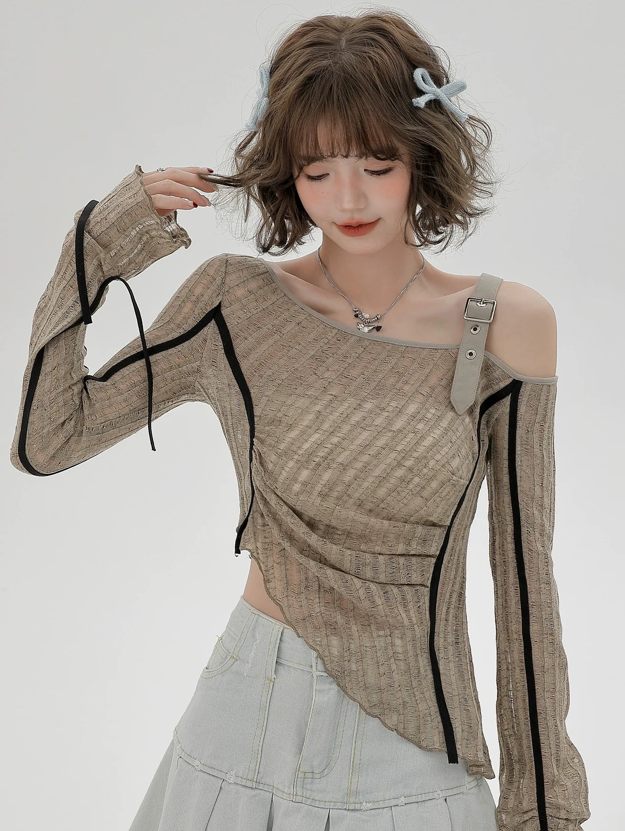 Unregelmäßiges One-Shoulder-Top, transparent, schmal, amerikanisch