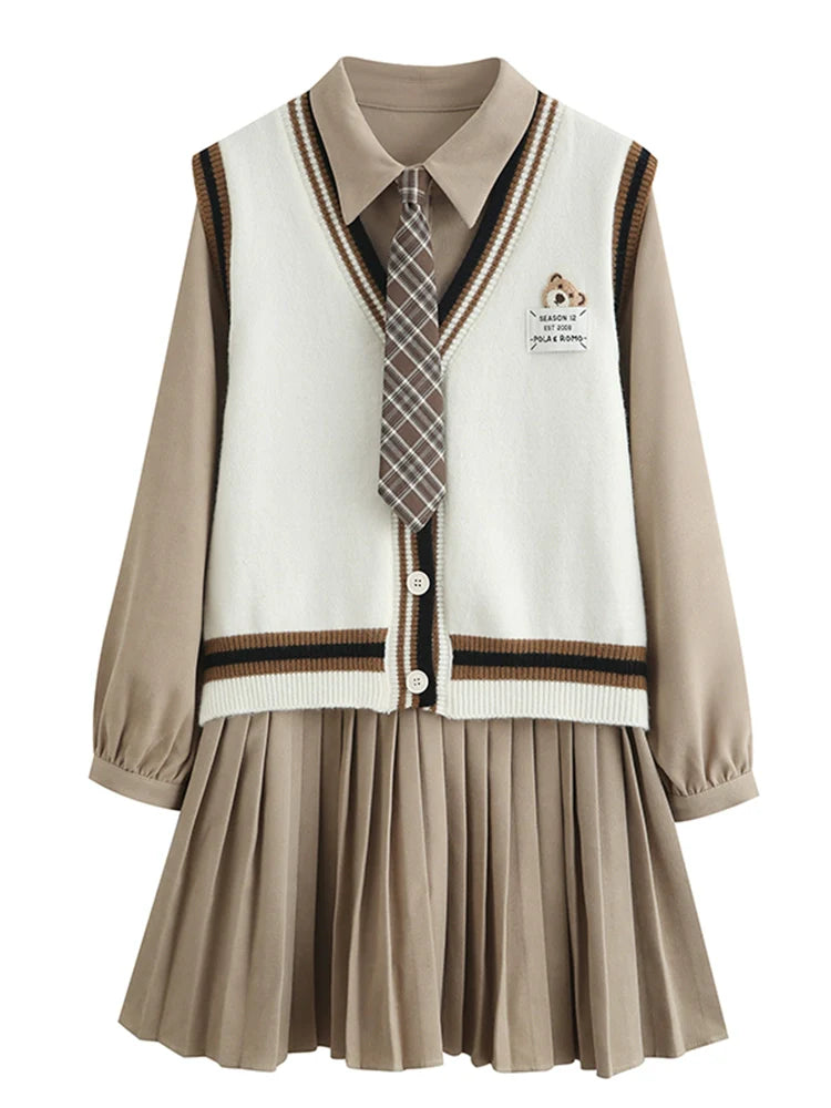 College-Strickhemd mit Plissee und Weste