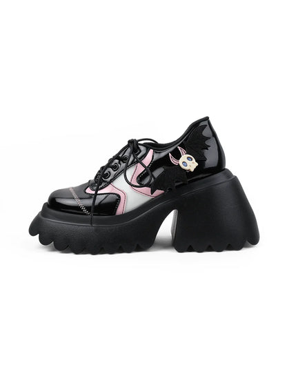 シューズピンクデザインボリューム