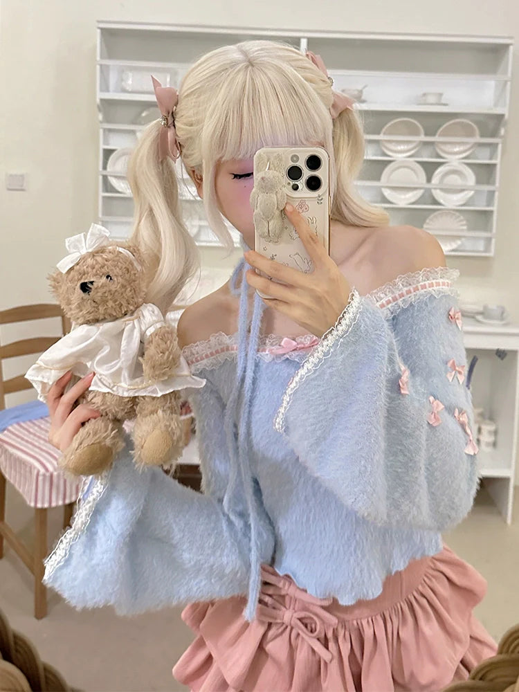 オフショルダーのブルースカートポップ+トップケーキ