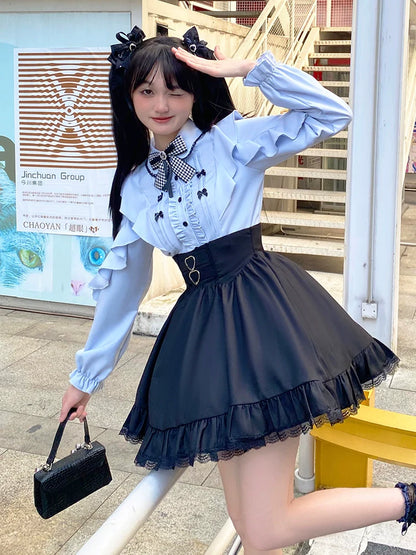 Hoch ausgestelltes Blau + Taillenbluse Süßer Rock