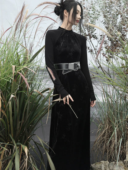 Slim Embossed Mode Dress