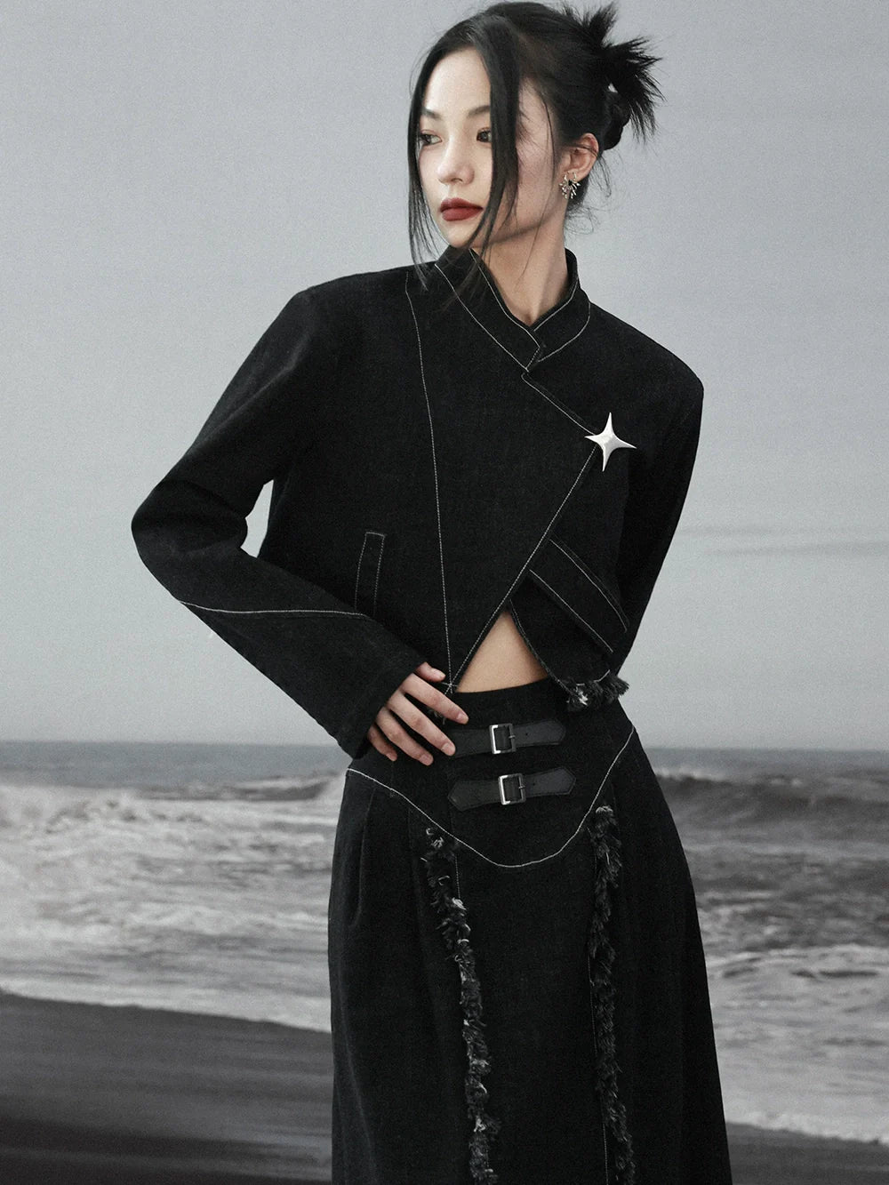 Taillenoberteil, kurz, kontrastierend, locker, Fransen, hohe Farbe