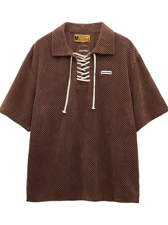 Kurzes Oberteil zum Schnüren + ausgestellter Rock + Polo-T-Shirt zum Schnüren