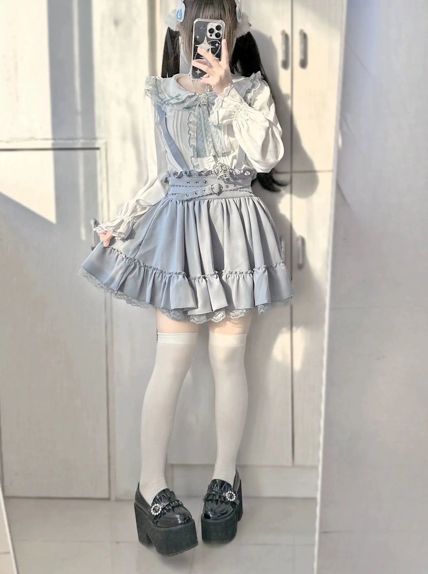 エッジキャビアージュリボンカラーブラウスドール