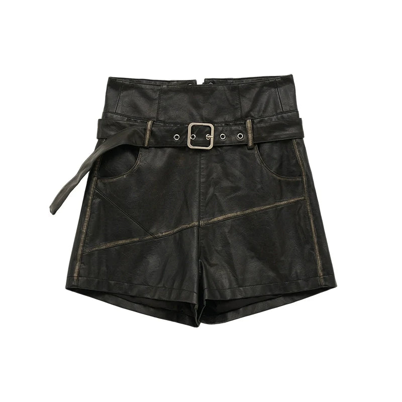 Osh Design Lederjacke mit Pelzkragen + kurze Lederhose