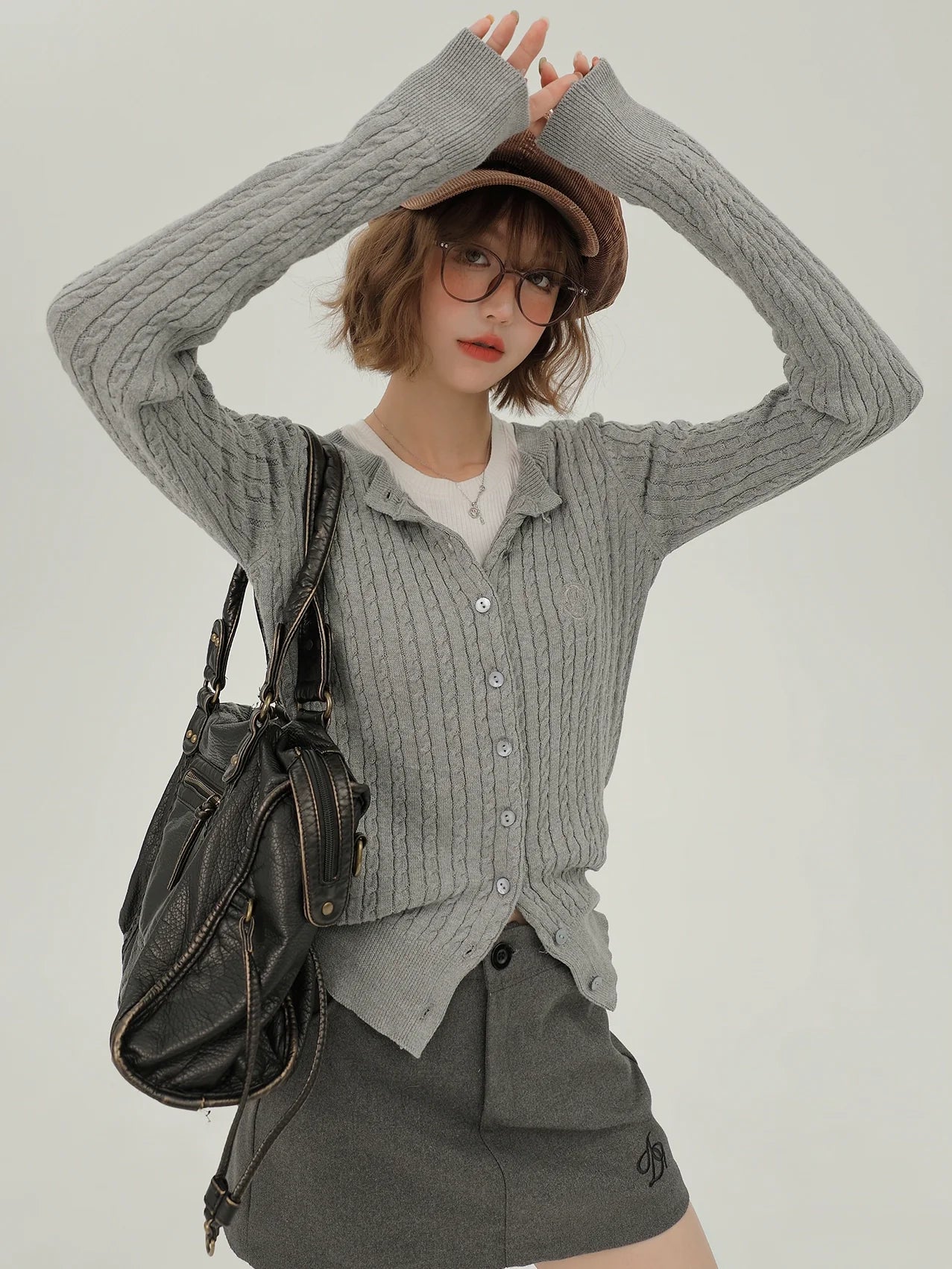 アメリカンレトロラウンドネックスリムニットカーディガン