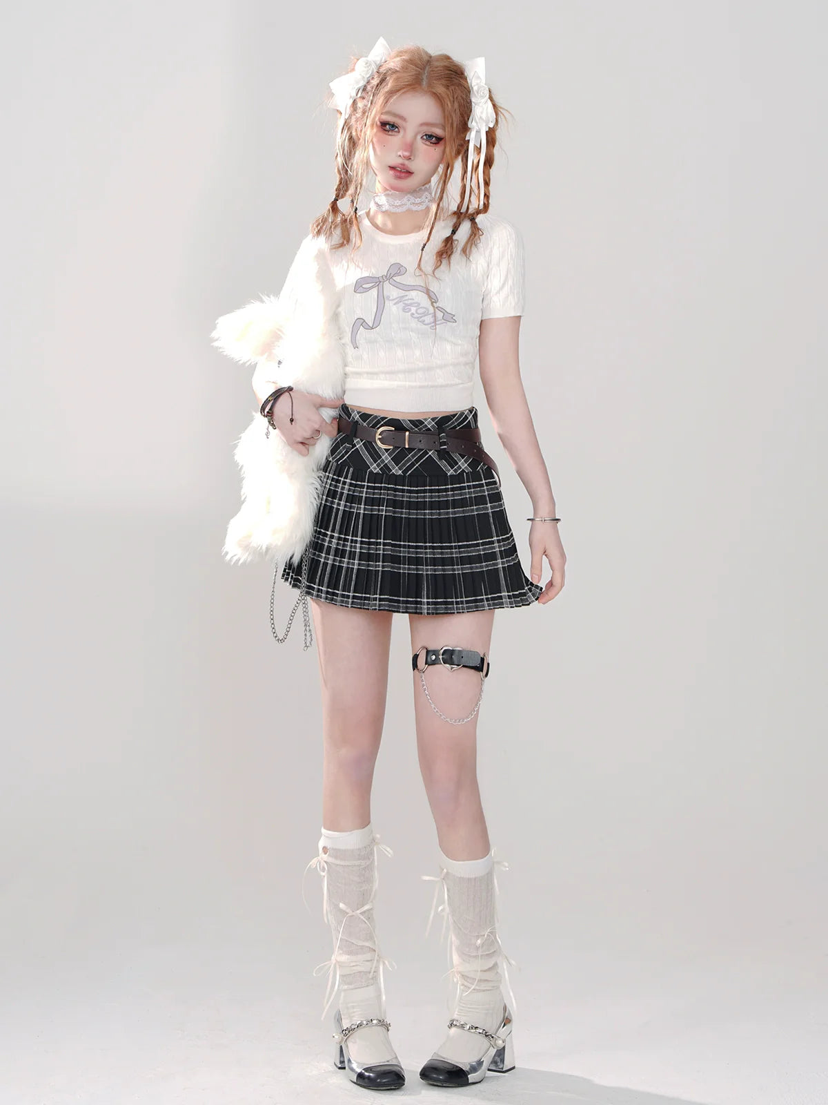 ガーリーなリボンショートトップタイト