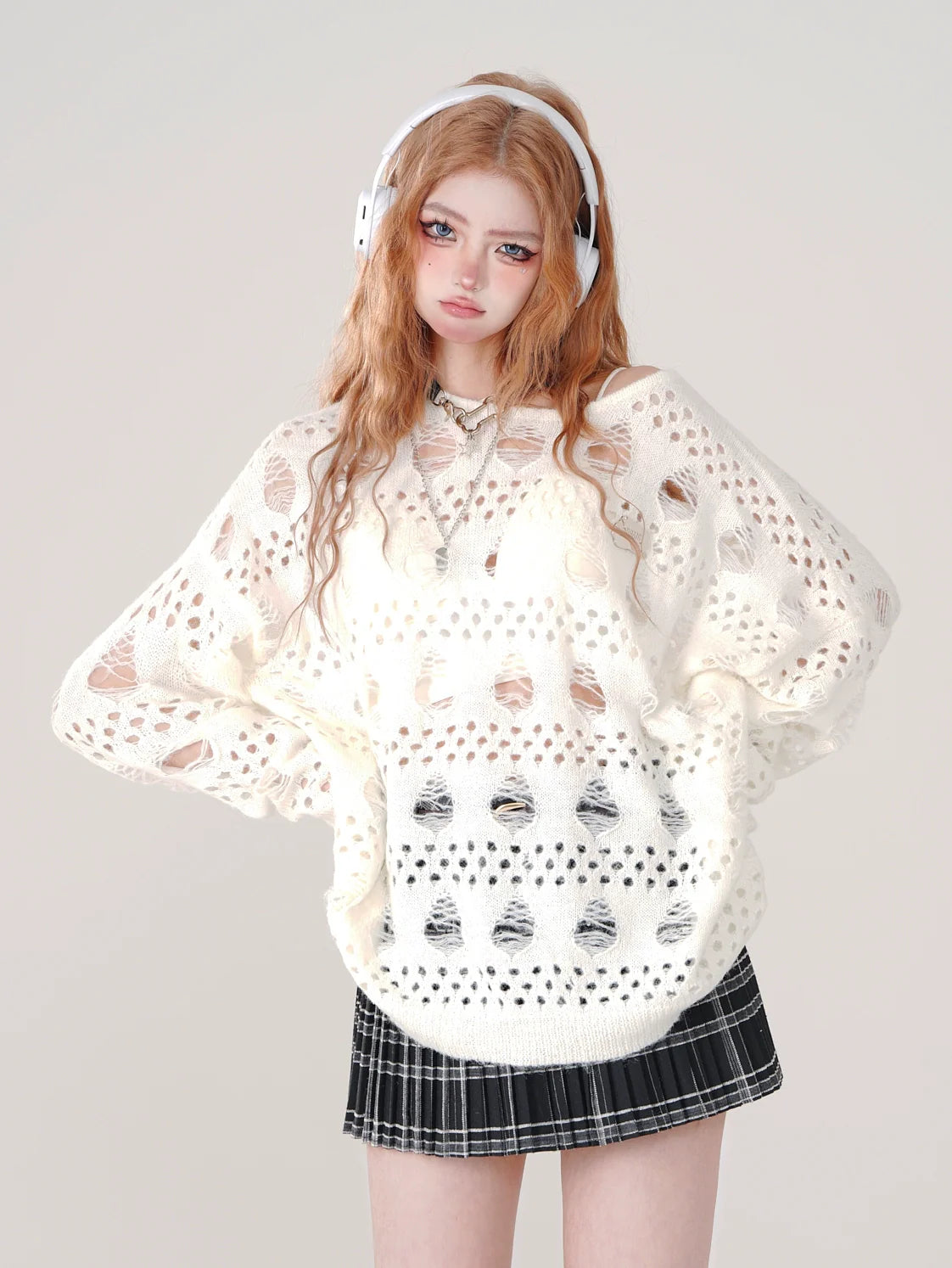 Ripped Cutout White Top Knit