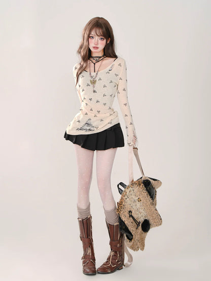 Round Logo Sheer Damage Neck Top