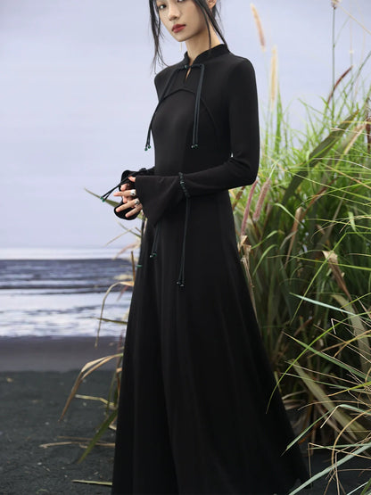 Glockenstrickkleid mit Retro-Ärmeln, Chinaschnalle, lang