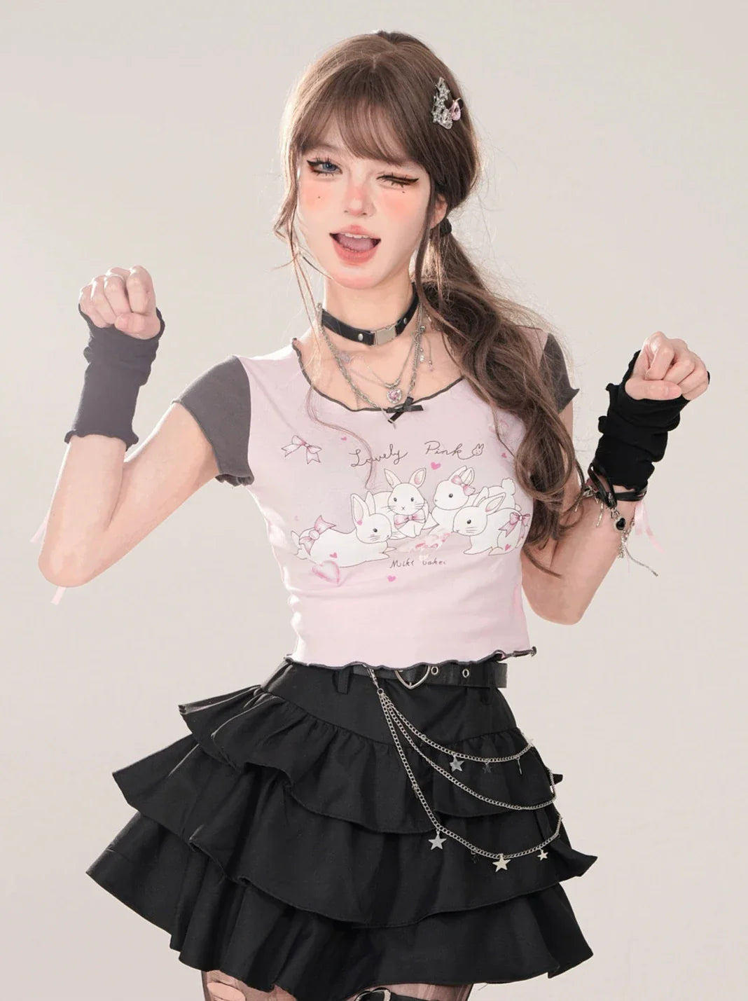 ショートTシャツ キュートなUネック フリルプリント ウサギ