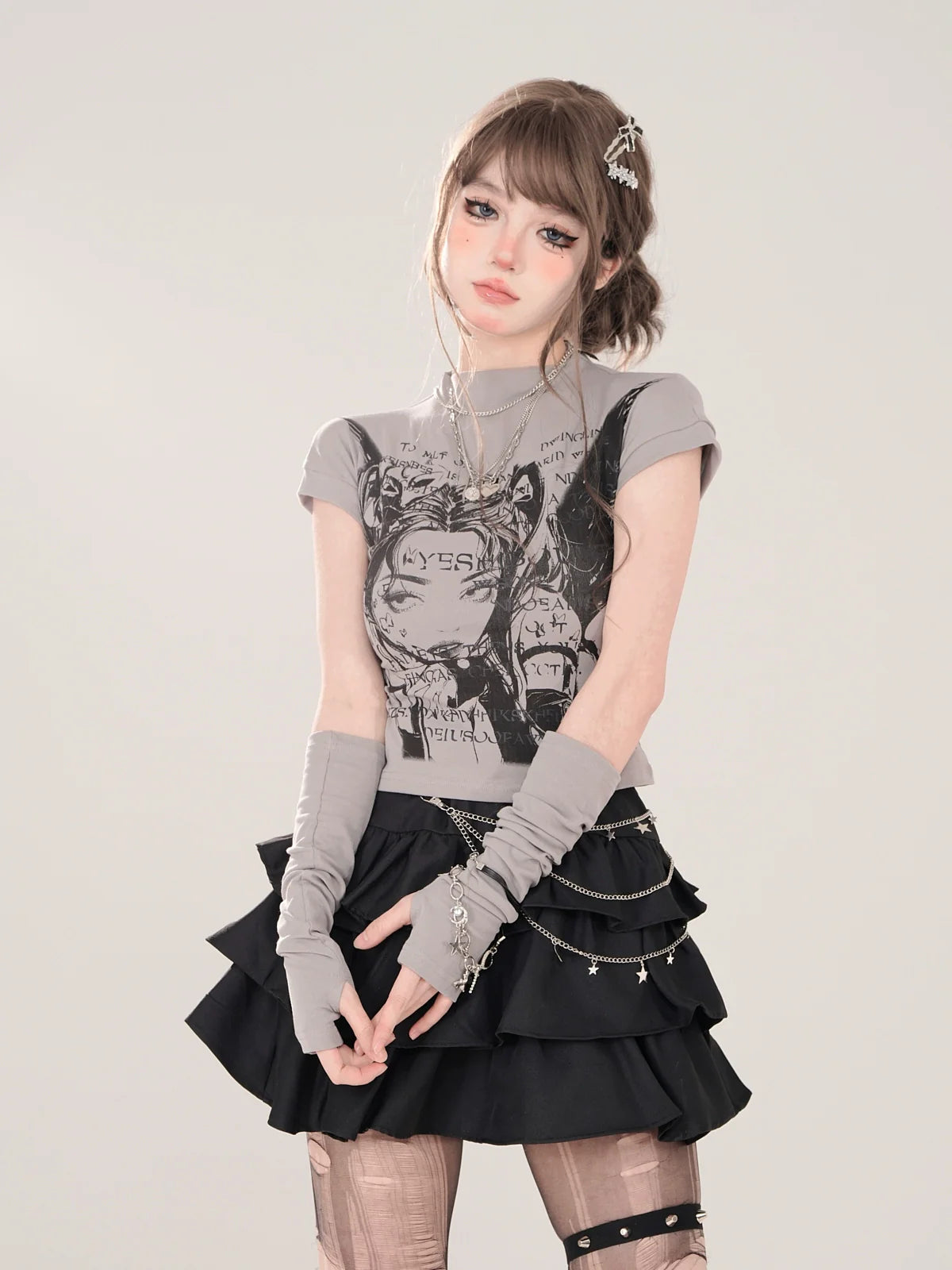 ショートタートルネック + スモールTシャツプリント グレー 地球儀イラストスリーブ