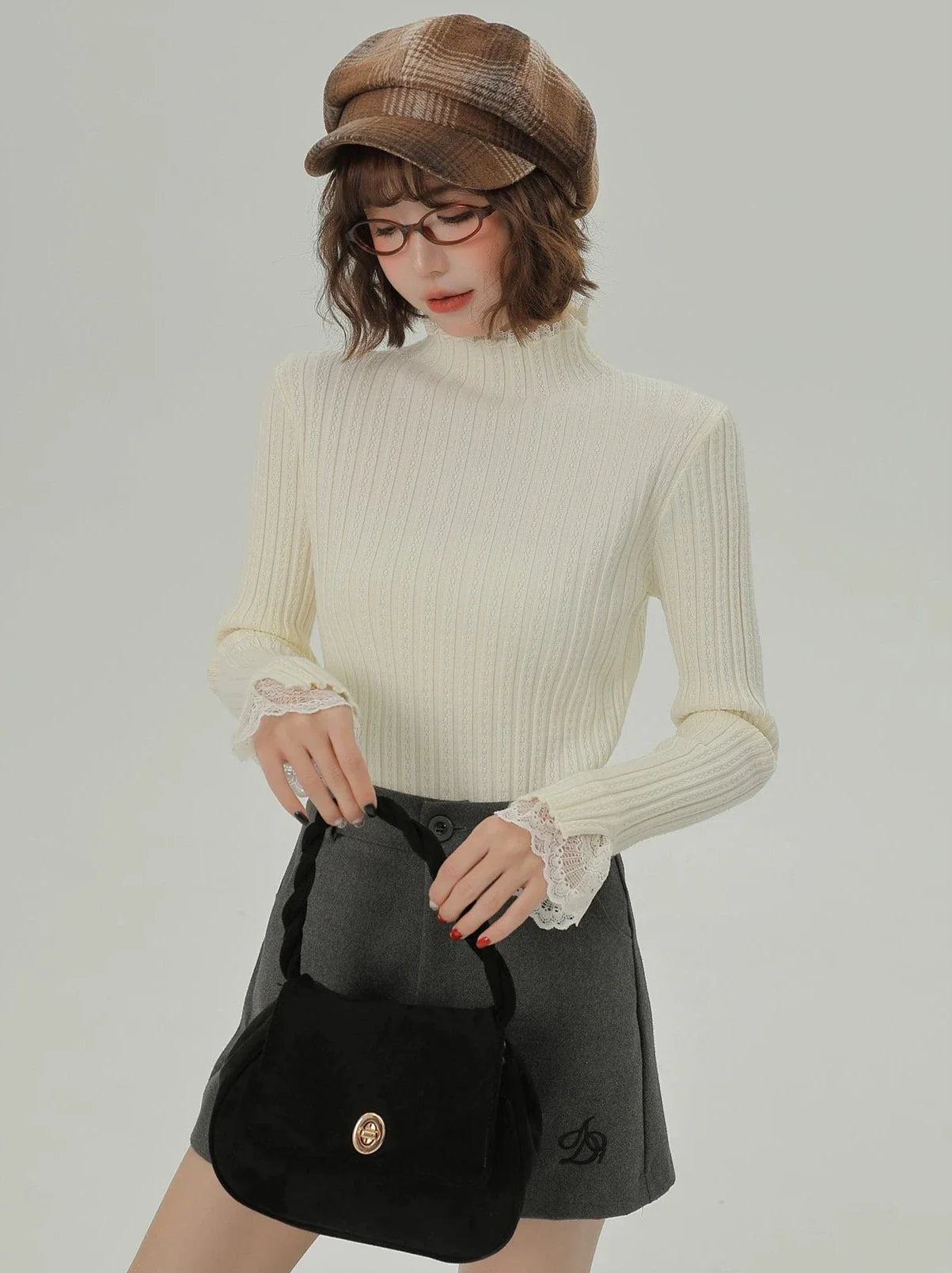 Knit Lace Turtleneck Half Splicing Top