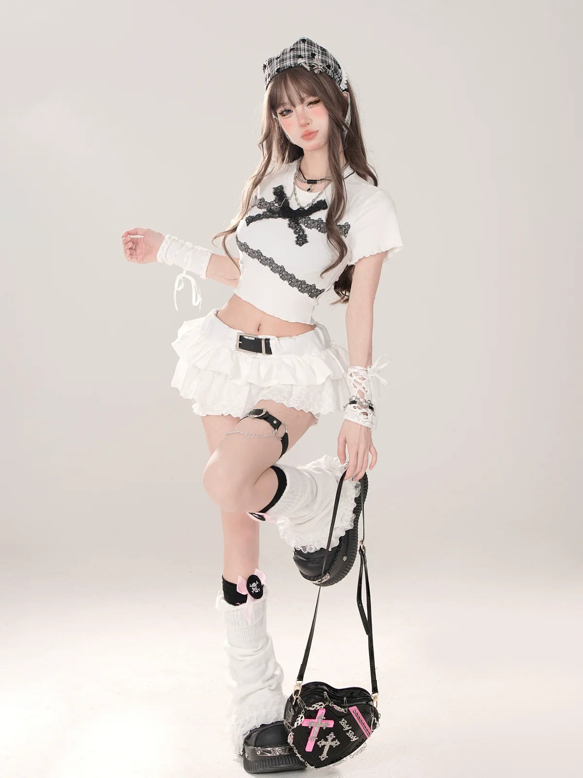 Ribbon Frill Lace T-Shirt Slim Short