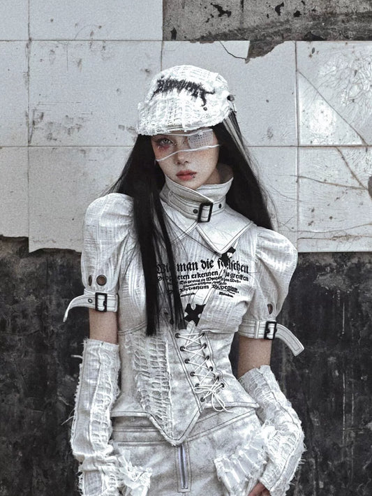 Logo Hunting Gothic Hat White