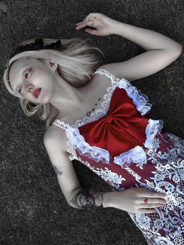 Elegantes Gothic-Camisole-Kleid in Rot für Weihnachten