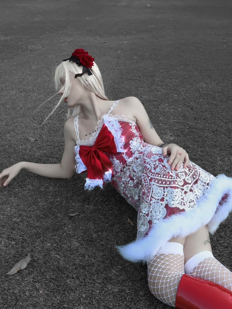 Elegantes Gothic-Camisole-Kleid in Rot für Weihnachten