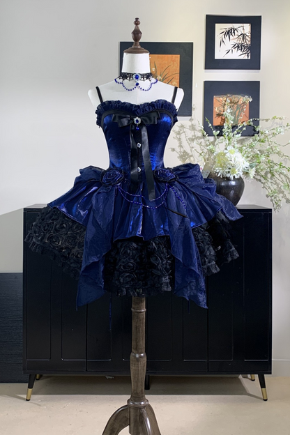 Set reservations: Trailing Gothic for Elegant Gorgeous Deadline 28th Rose April + Version Dress