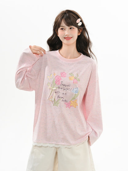 ラウンド型のスイートフローラルプリントレーストリムベージュ/ピンクネックトップ