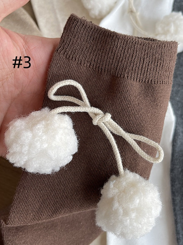 Cute Overknee Stockings With Pompons