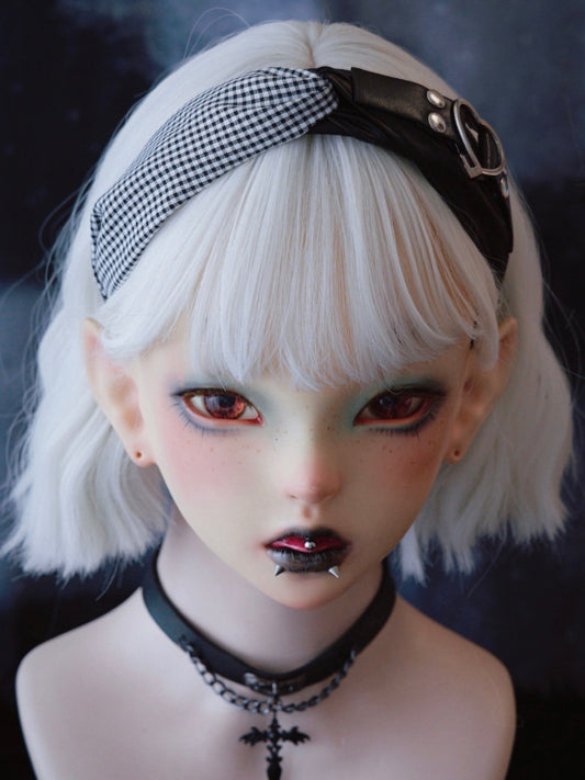 Gothic Pattern Buckle With Decorated Black KC Plaid Heart