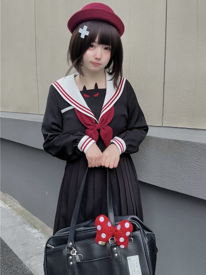 Schwarzer kleiner Teufel, Matrosenkragen, Faltenrock, JK-Uniformkleid