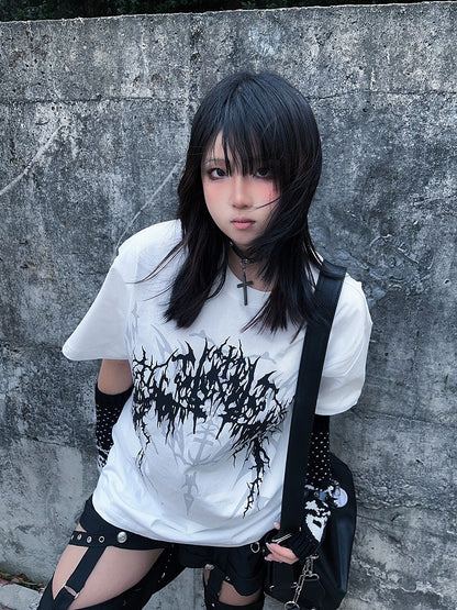 Graphic Gothic White/Black Dark T-Shirt Fantasy