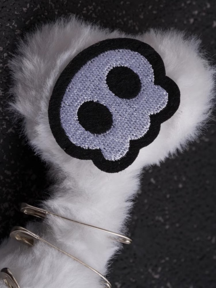 Skeleton Applique Details Pin White Plush Hairclip Bone Gothic
