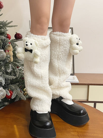 Weiße Lolita-Bärenpuppe mit Schleife