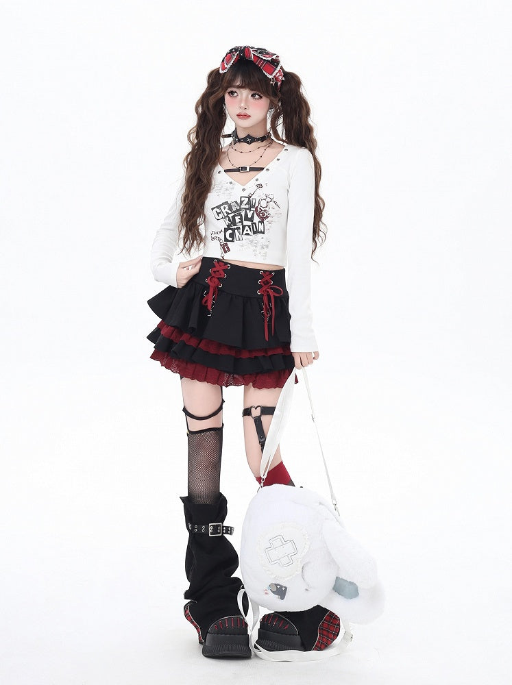 Black/White V-neck Buckle Strap Letter Print Cropped Top