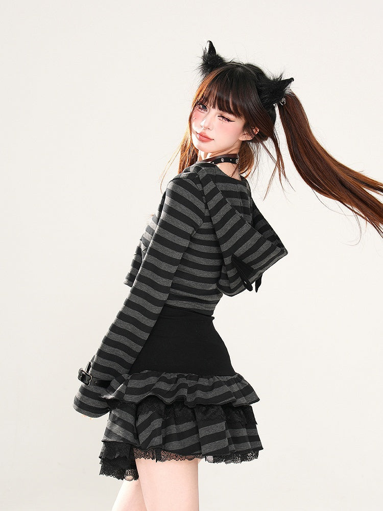 華やかなティアードスカート ブラックストライプ レーストリム レースアップウエスト