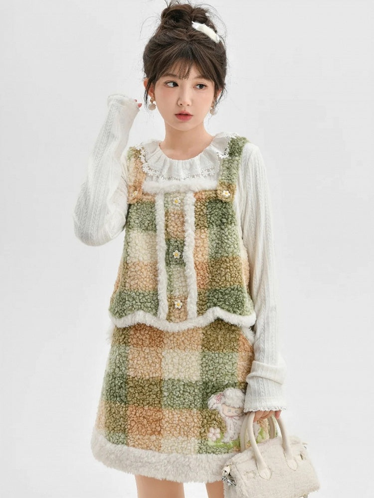 Green Cute Lamb Applique Plaid Fleece Skirt with Pockets