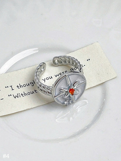 Bague Y2K argentée ornée de strass - Kiwi Store