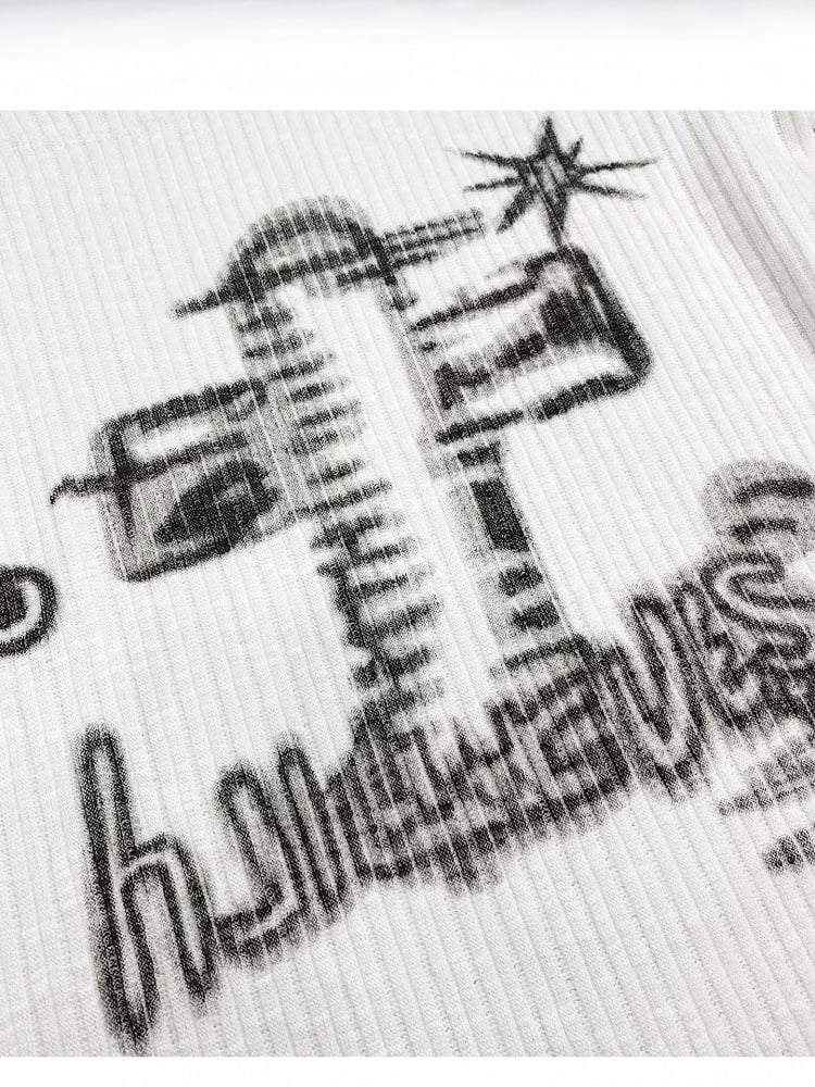 Ausschnitt + Y2K asymmetrisches weißes Langarm-Design-Print-Top