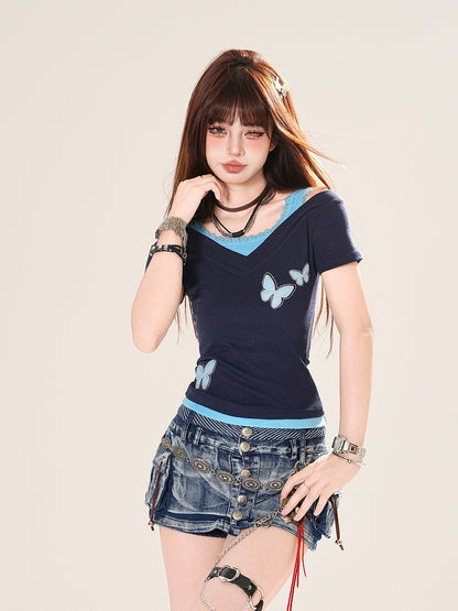 ブルー/レッドのバタフライアップリケフェイクツーピースTシャツ
