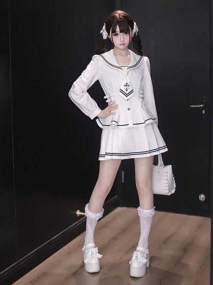 White Pleated Skirt in Ryousangata Style - Ekomi