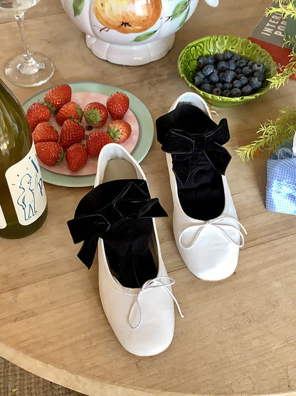 Decoration Socks Velvet Lace with Black/White Calf Bowknot