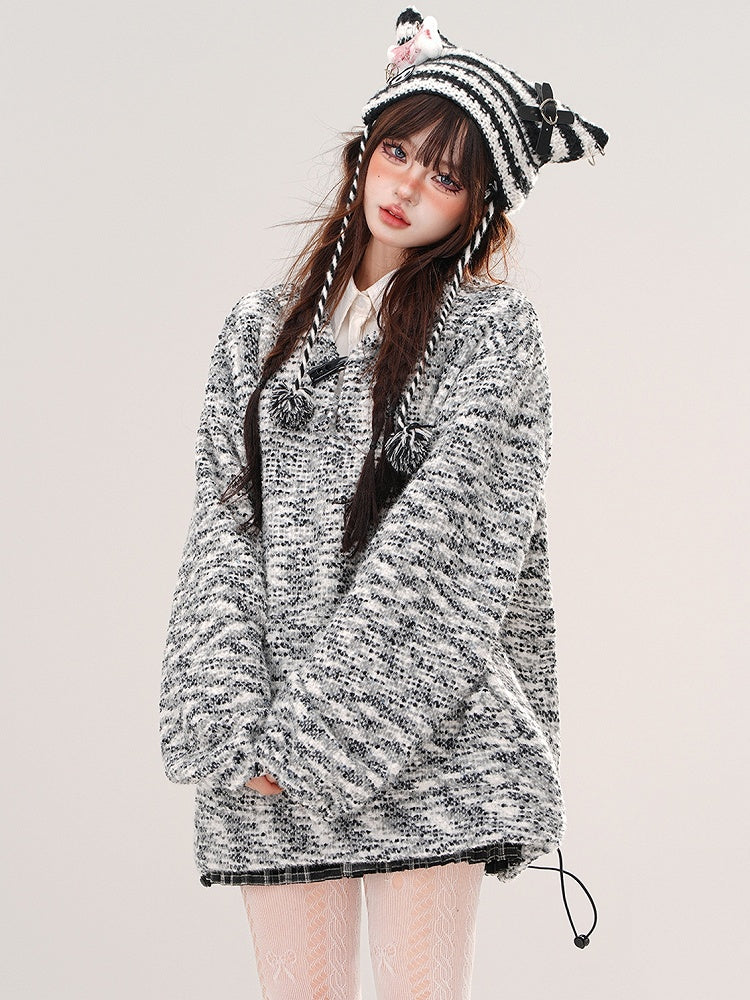 Grauer, lockerer Strick-Hoodie