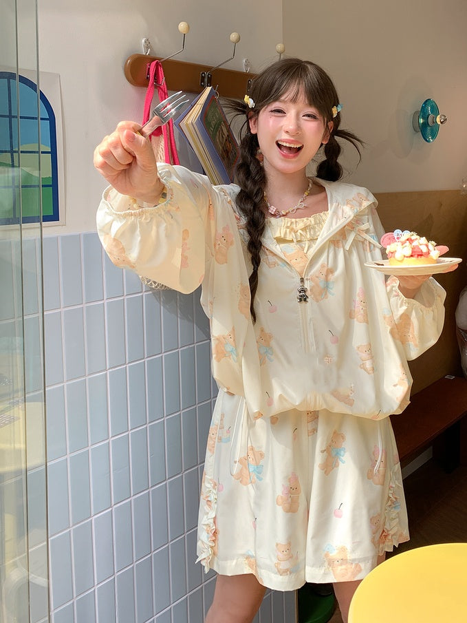 Jacke Hellgelb Niedlicher Bärendruck Sonnenschutz Mit Kapuze