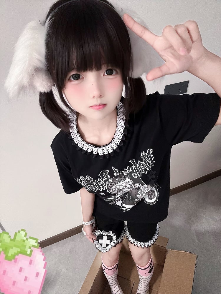 フリル水玉模様Tシャツ 襟付き 黒 アニメガールプリント ジライ