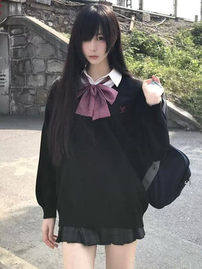 Blue/Black/Gray/White V-neck Embroidery Sweater Letter