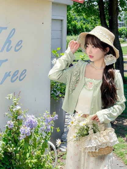 Cami Top mit Blumenverzierung, Stickerei und Schleifen, Weiß, kurz